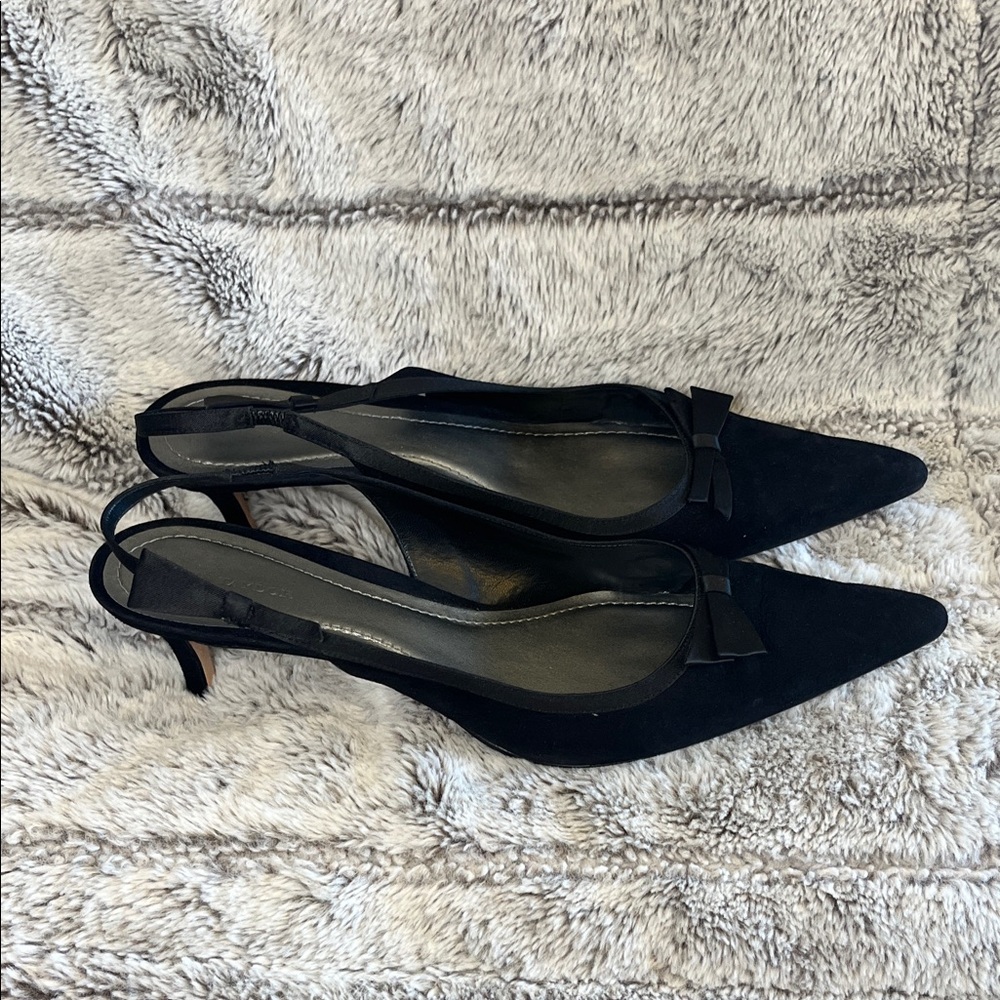 Ann Taylor Claudette Black Suede Slingback Heels - Picture 2 of 4